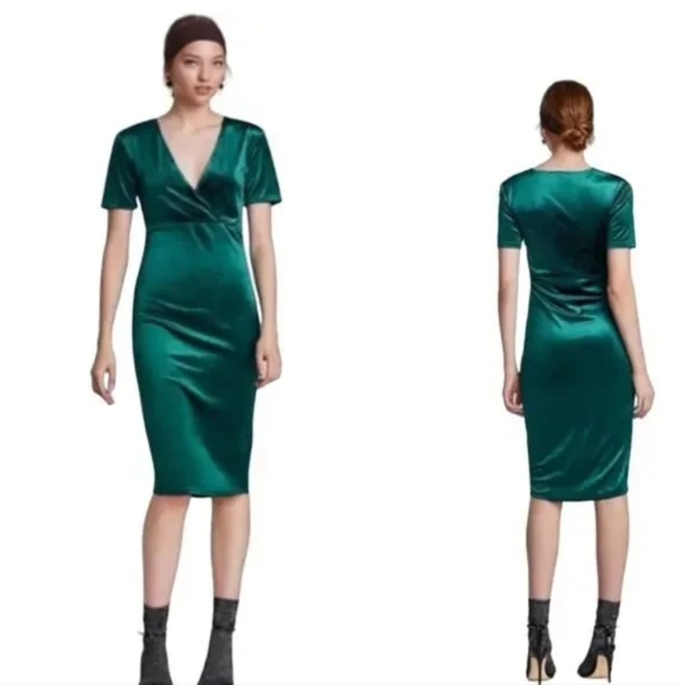 ZARA - MD Trafaluc Emerald Green Velvet Midi Formal Dress